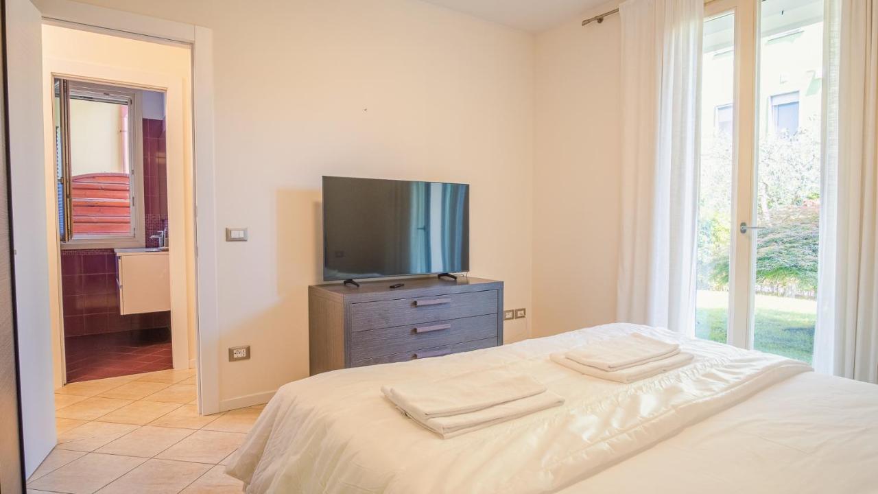 Endless Summer Sirmione - Italian Homing Ngoại thất bức ảnh